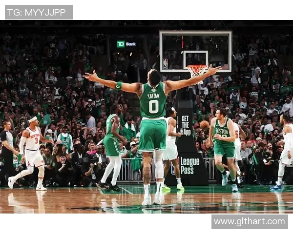 2020年湖人与凯尔特人激战霍华德的精彩表现与关键时刻回顾